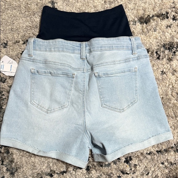 Small(4-6) Time and Tru Light Blue Jean Maternity Shorts - Picture 10 of 11